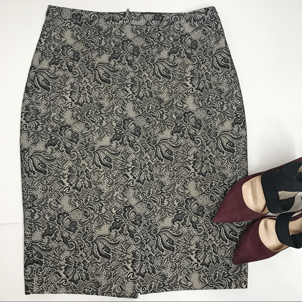 The Limited Tan & Black Pencil Skirt Size 6